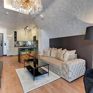 Granaria Deluxe & Riverside By Downtown Apartments